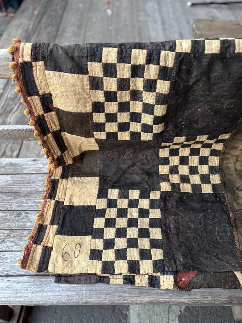 545 アフリカヴィンテージ クバ王国 プショング族 マフェル 王族衣装 市松