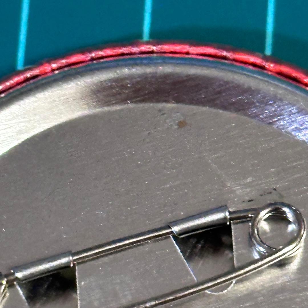 赤髪の白雪姫　缶バッジ　オビ　アニメ柄　場面写