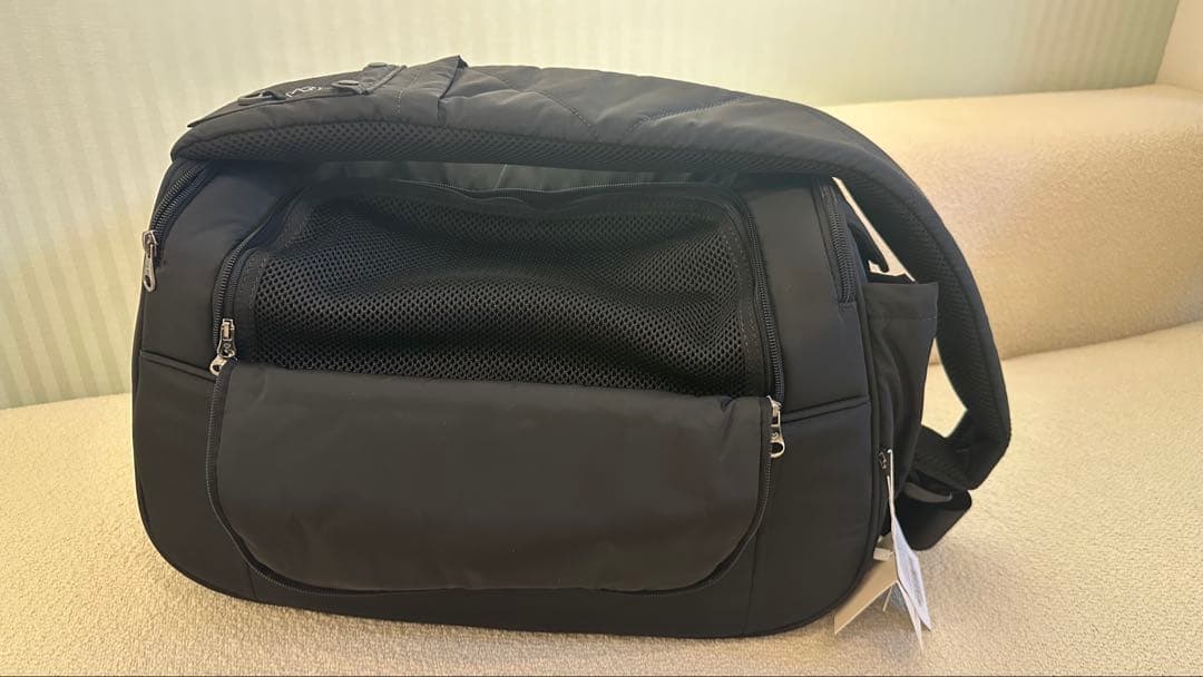 新品未使用！6月末まで出品予定キャリーバッグ・スリングM（ブラック）SSOOOK