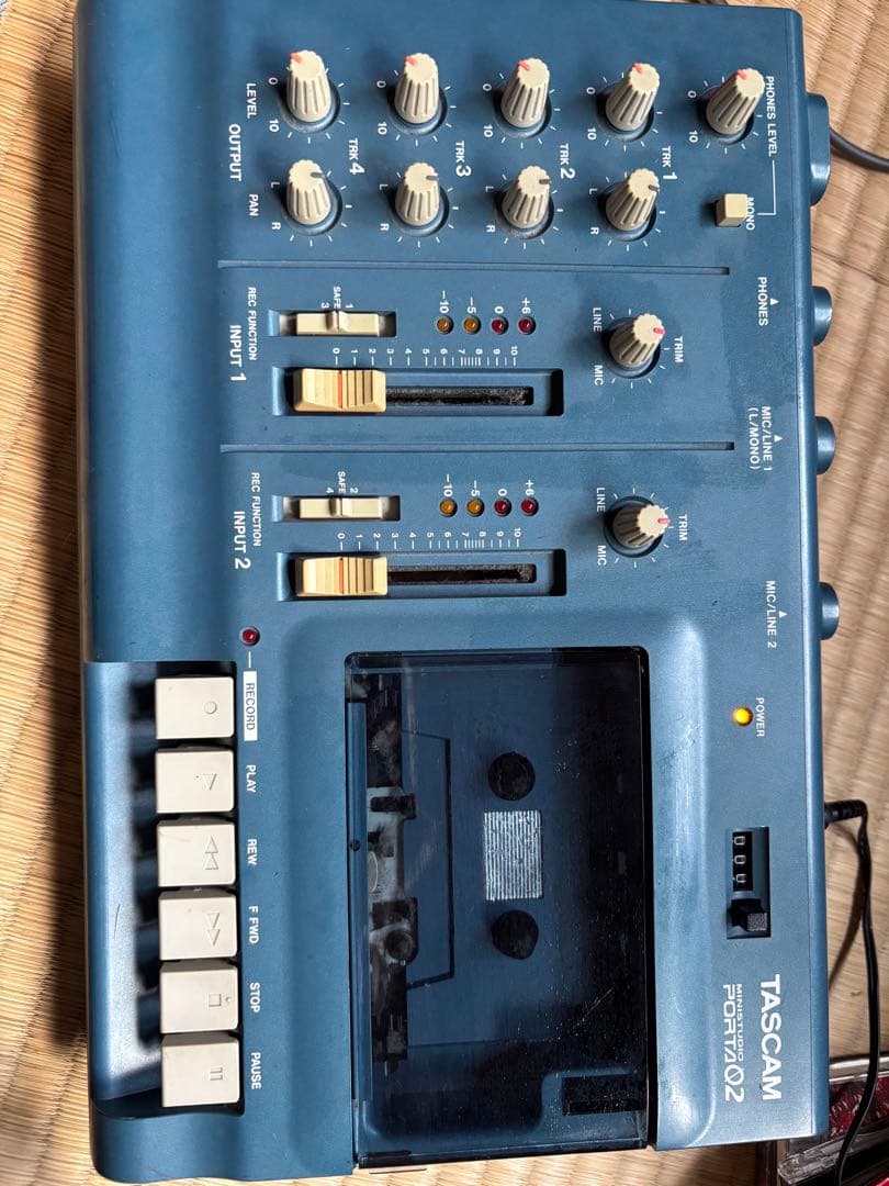 TASCAM PORTA 02 マルチトラックレコーダー