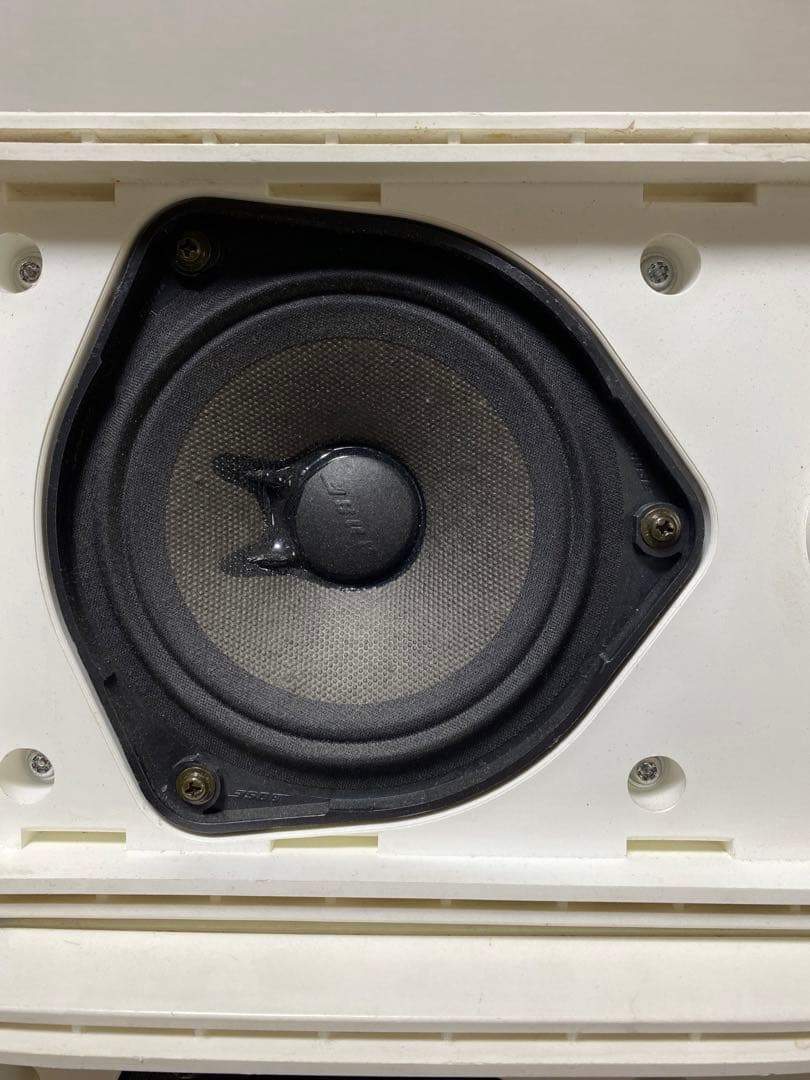 スピーカー・ウーファー BOSE 101MM 150w