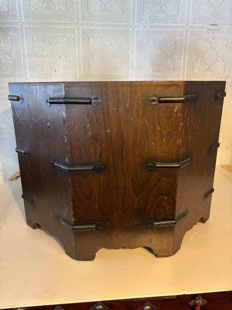 李朝家具　木製八角形　収納箱