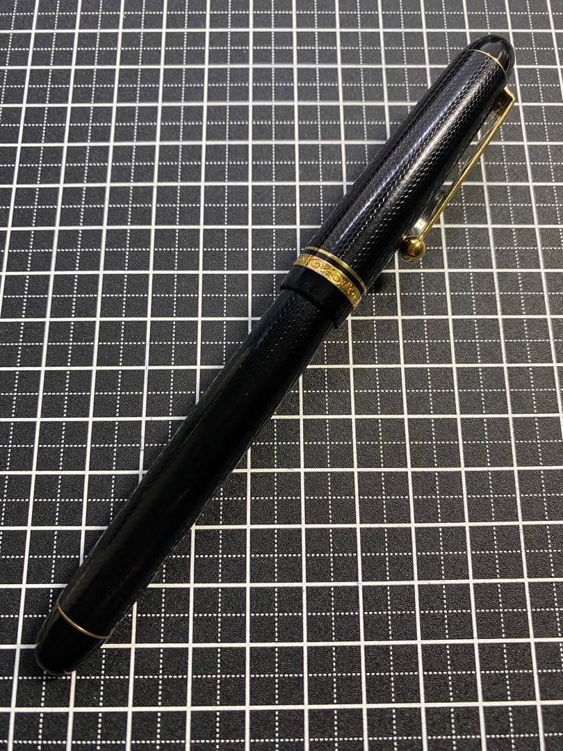 PILOT CUSTOM 網目　万年筆　字幅M