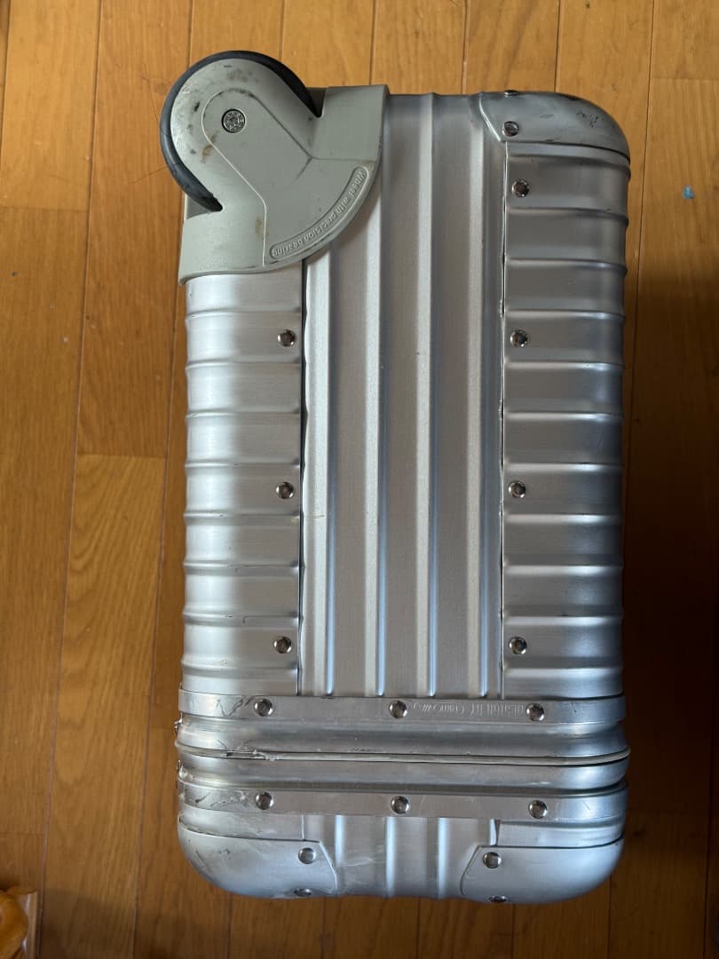 RIMOWAリモワ トパーズ2輪パイロット・トロリーリモワロゴPC対応バッグ付!