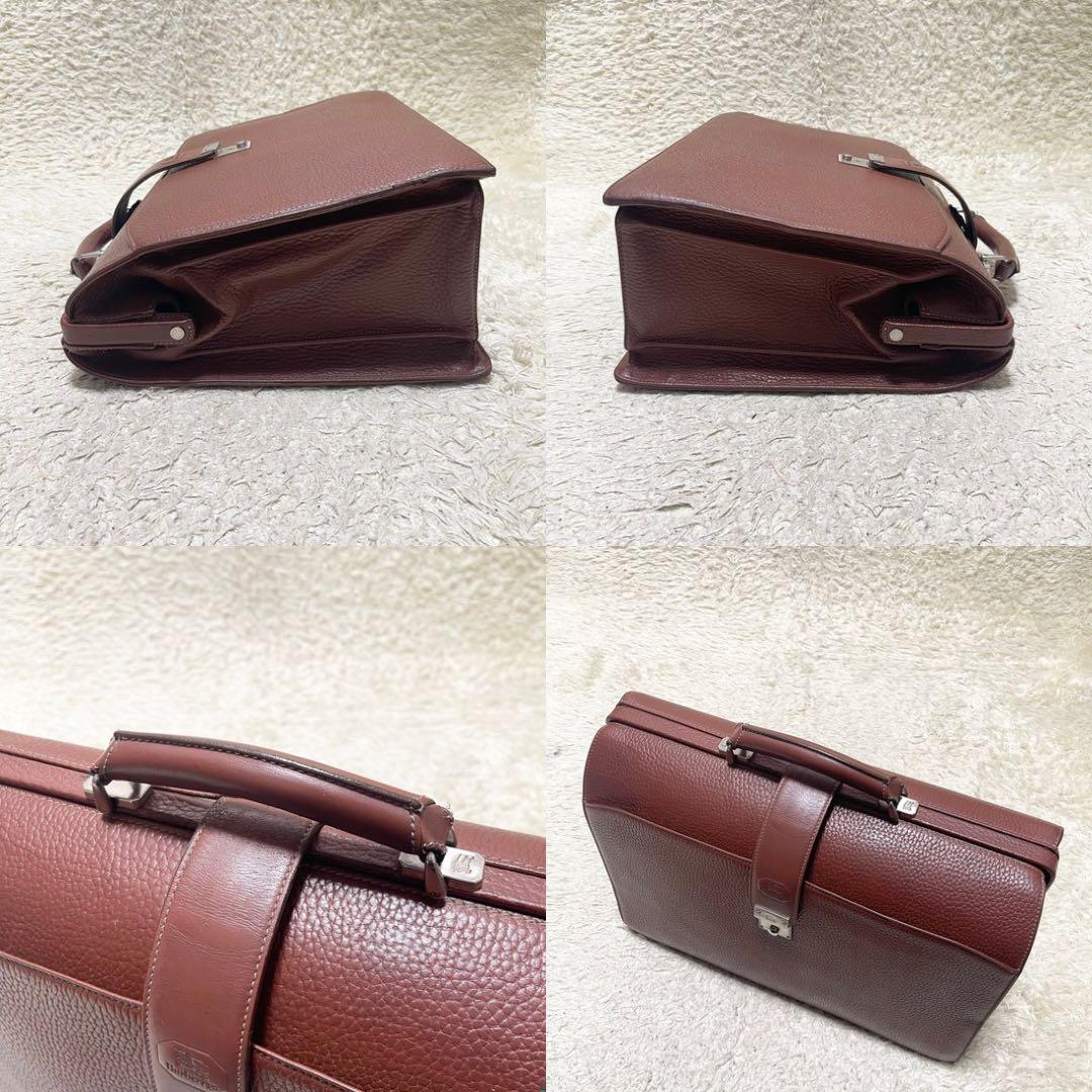 【美品/大容量】バーバリー　ダレスバッグ　レザー　茶　ノバチェック　ロゴ金具