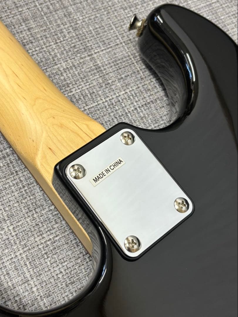 BUSKER'S BST-2H エレキギター ストラトタイプ 黒 バスカーズ