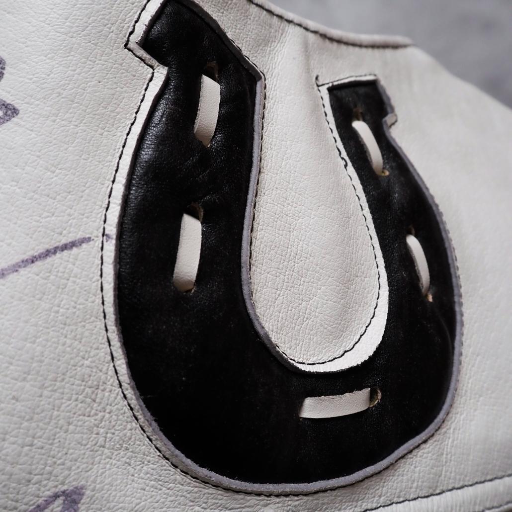 メンバー直筆サイン入り COOLS HUNGRY MAN 本革バイカーベスト