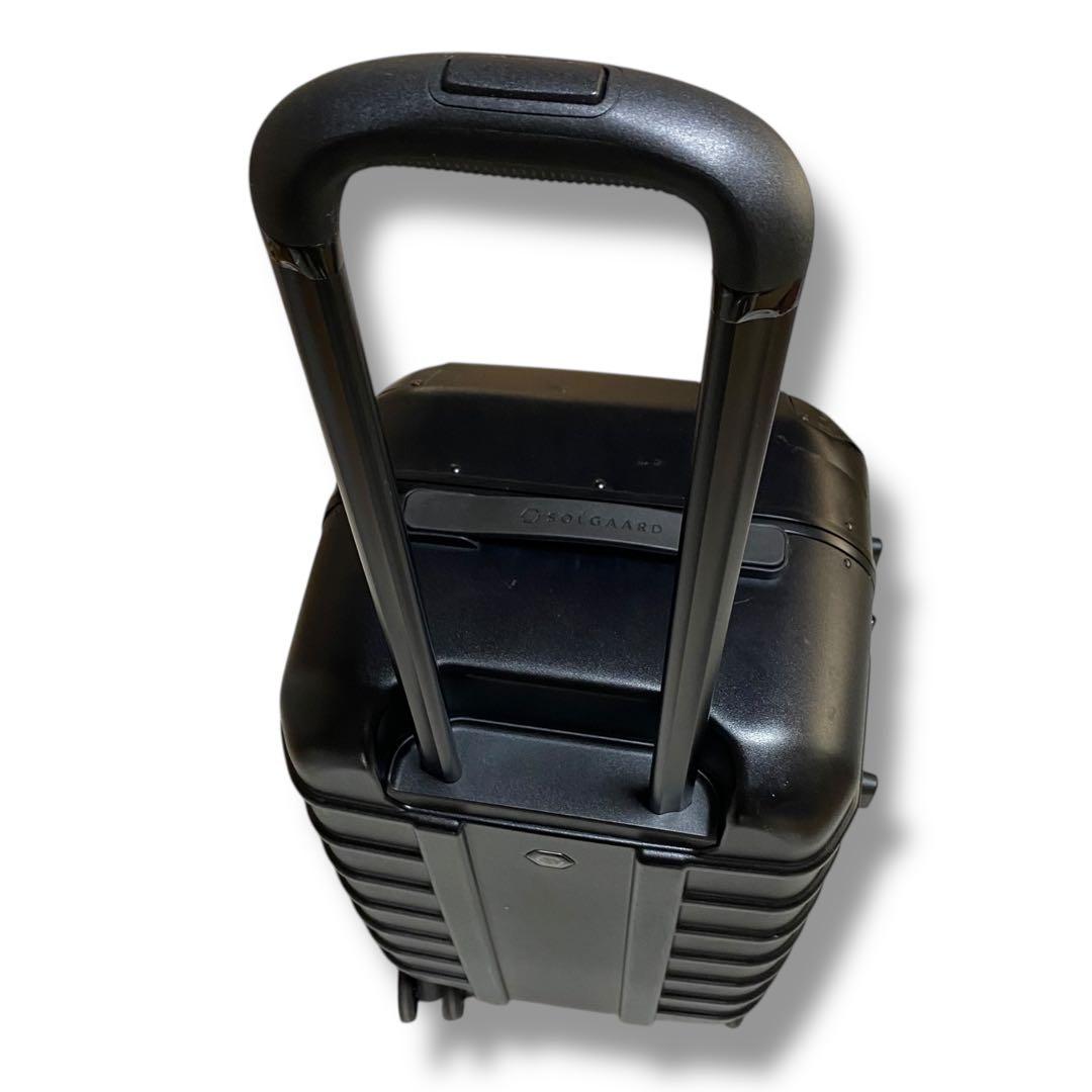 ソルガード SOLGAARD Trunk Closet M 中型 60L 黒