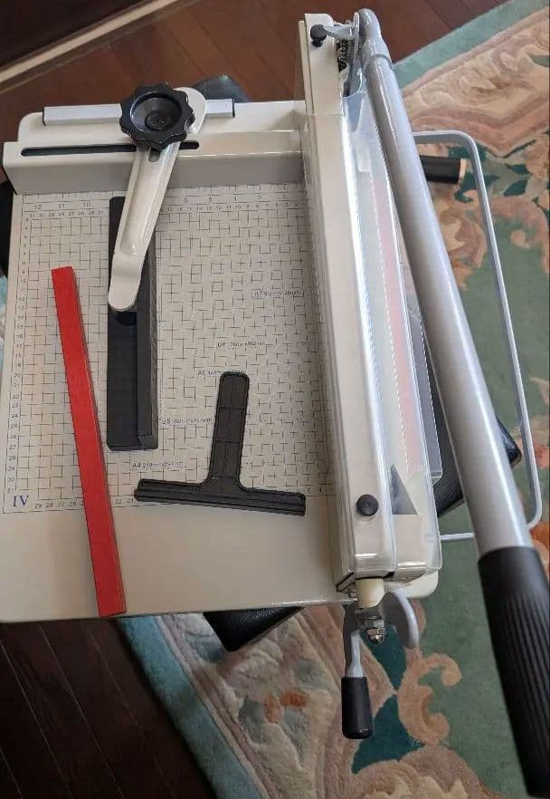 大型 業務用裁断機 ペーパーカッター A4 A3 事務所オフィス