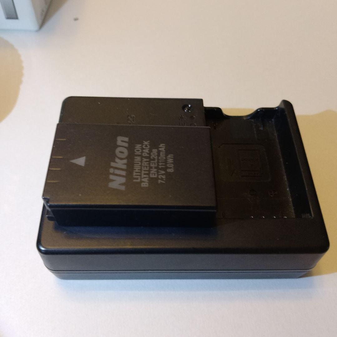 Nikon 1 V3　ミラーレスデジタル一眼レフ＋付属品