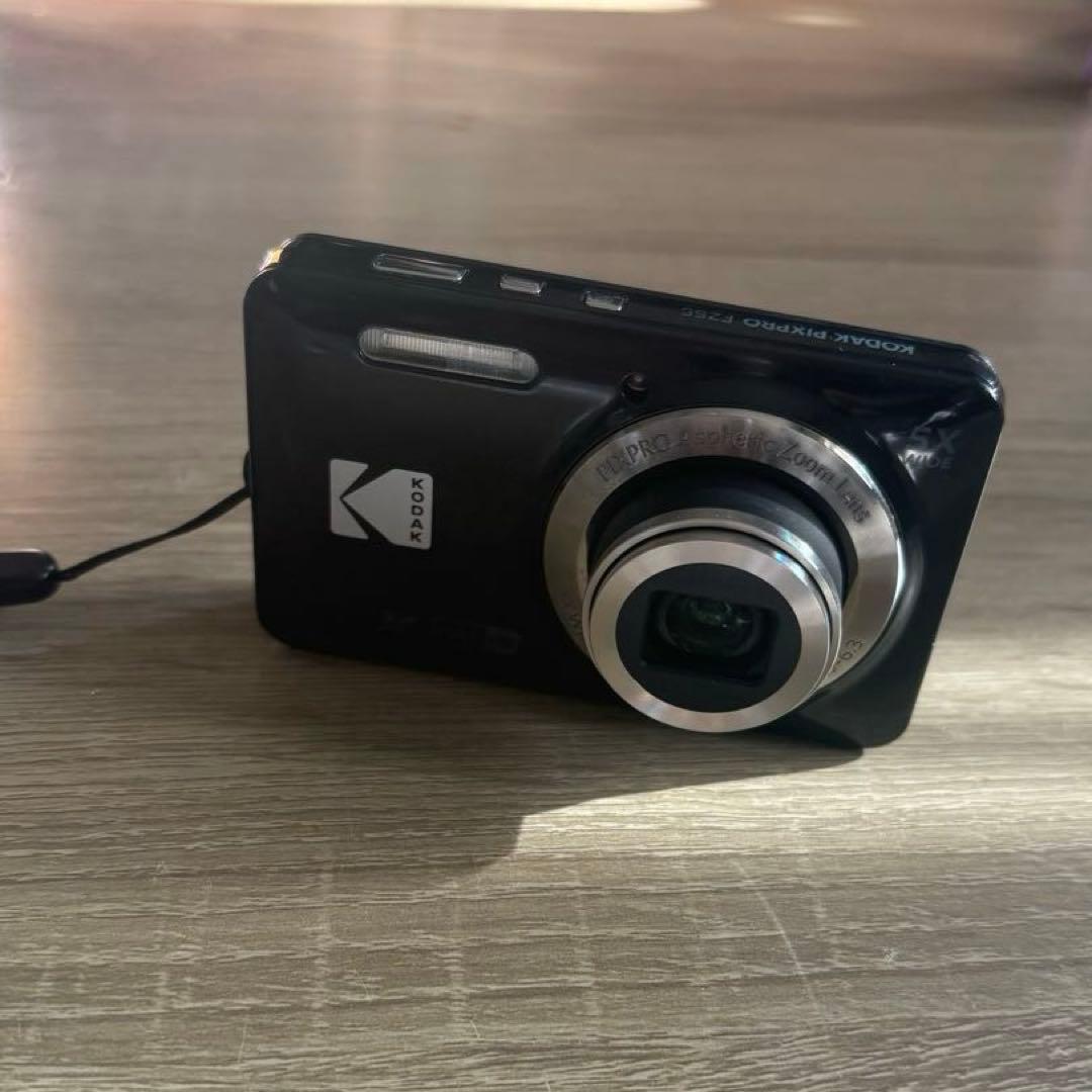 【最終値下げ‼️】Kodak Pixpro FZ53 コンパクトデジタルカメラ