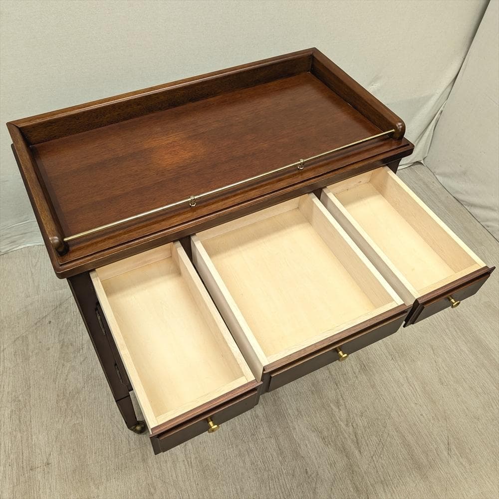 マルニ　地中海　キャビネット　ワゴン　サイドボード　コンソール　飾り棚　多目的