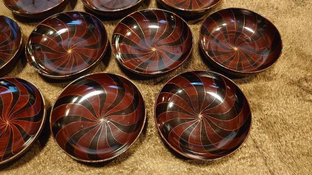 輪島塗　漆器　金蒔絵　蒔絵　ひねり文様　豆皿　菓子皿　１０客