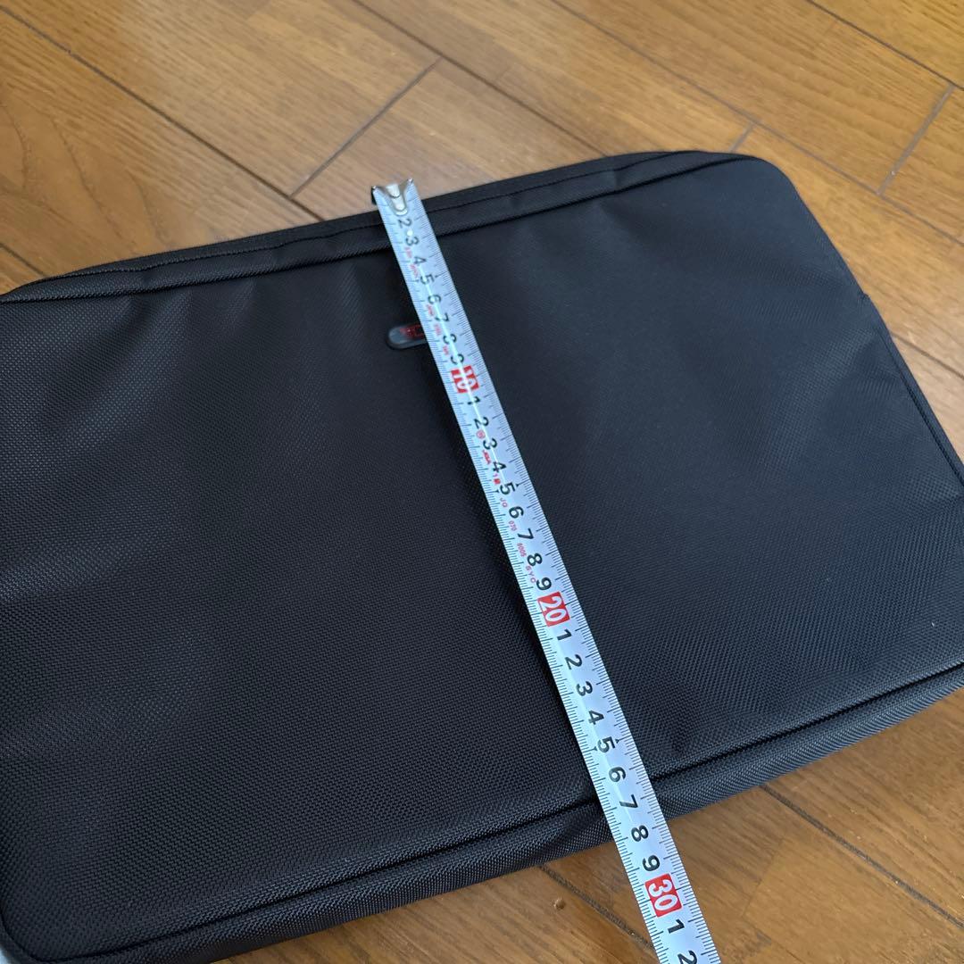 TUMI　ドキュメントケース　PCケース　タブレットケース　クラッチバッグ　希少
