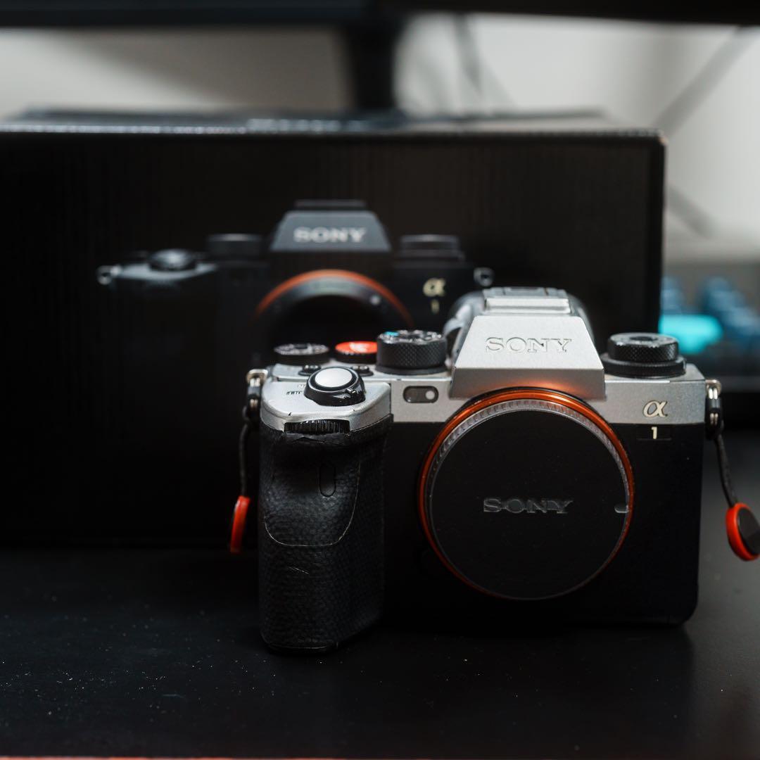 SONY α1 ミラーレス一眼カメラ ILCE-1 ボディ 純粋SDカード付き