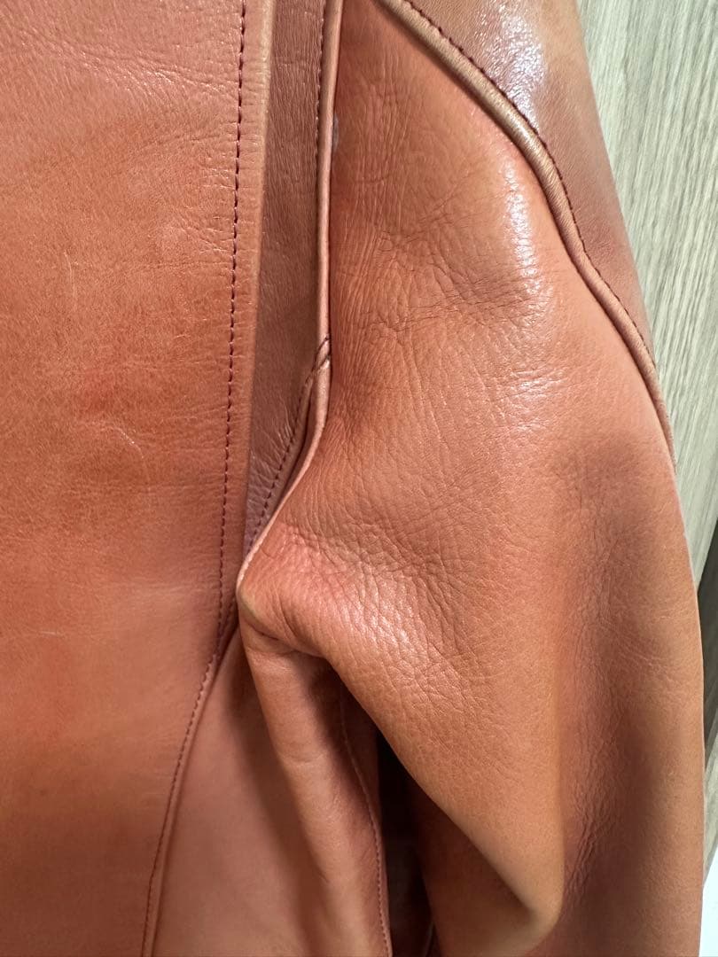 ライダースジャケット　レザー