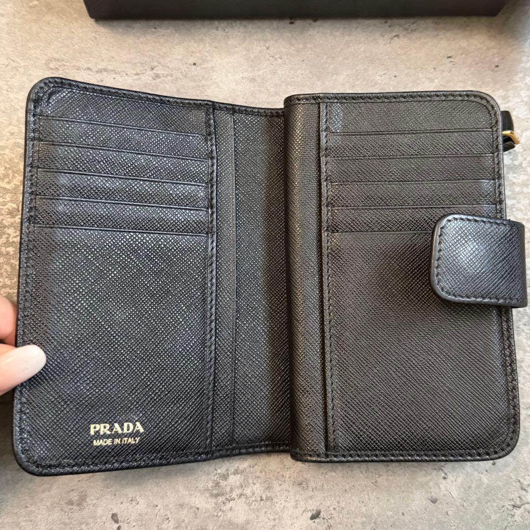 PRADA プラダ 二つ折り財布 サフィアーノ