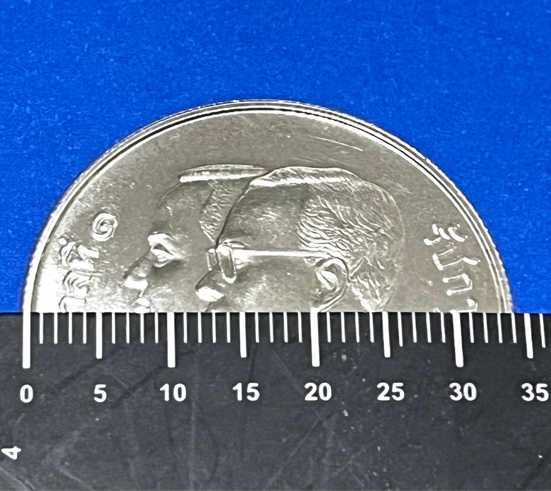 タイ 200年記念 600バーツ銀貨 未使用