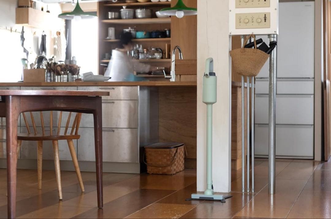 【安心の保証付】±0 プラスマイナスゼロ コードレスクリーナー イエローグリーン