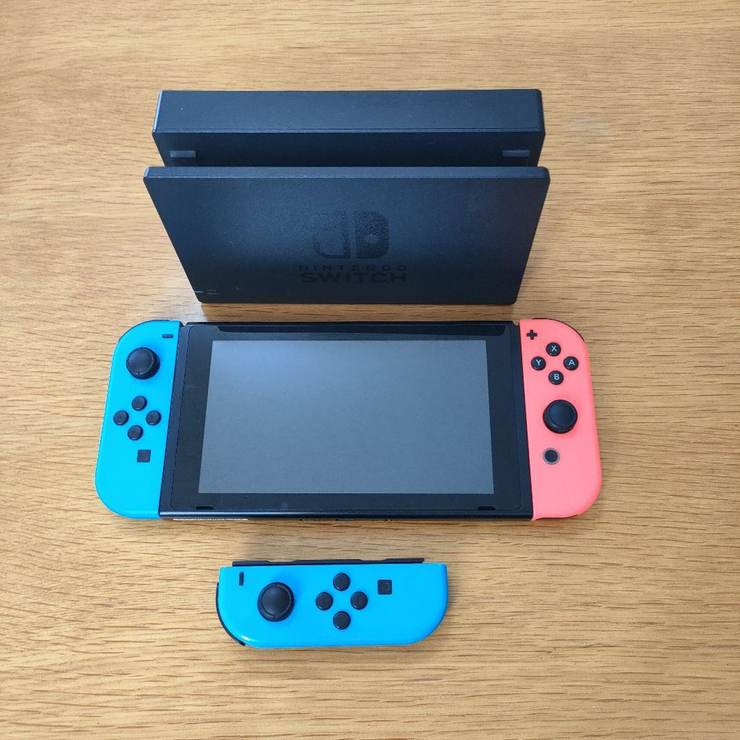 Nintendo Switch 本体　ジョイコン３個