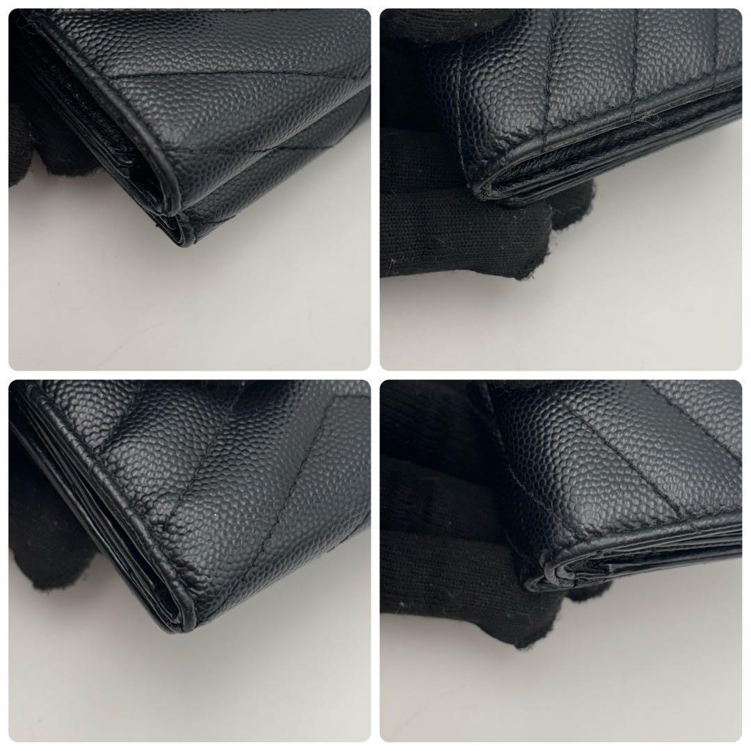 サンローラン　二つ折り　YSLロゴ　キルティング　レザー　ブラック