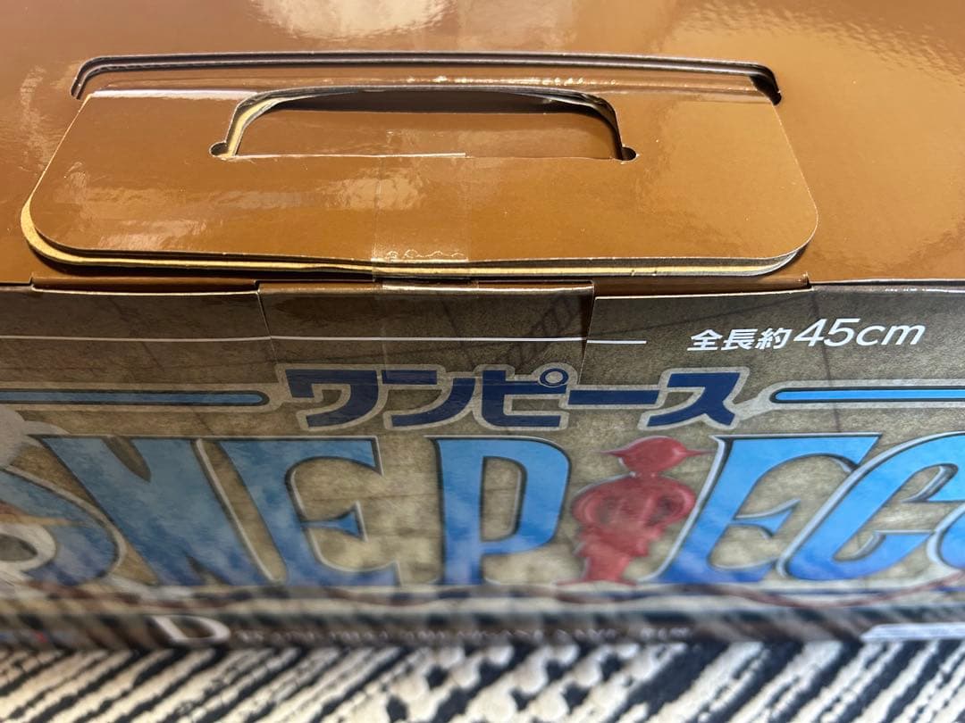 ワンピース ロゴ フィギュア 一番くじ