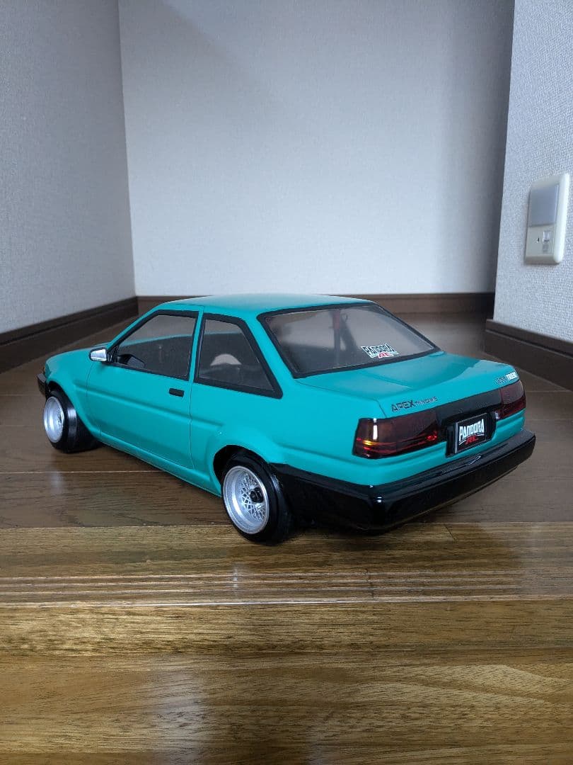 D−Like LP86シャーシ　PANDORA 86ボディ付き