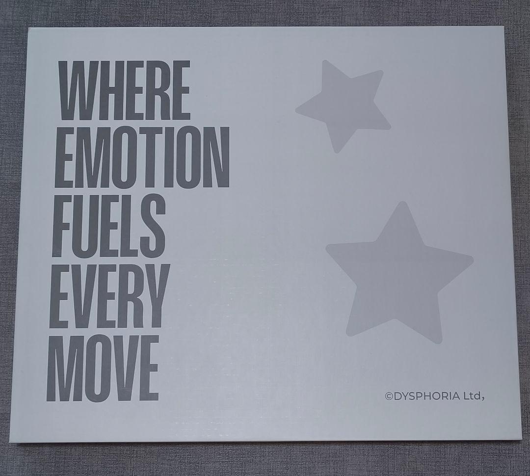 DYSPHORIA MAKI 真希 ガラスマウスパッド