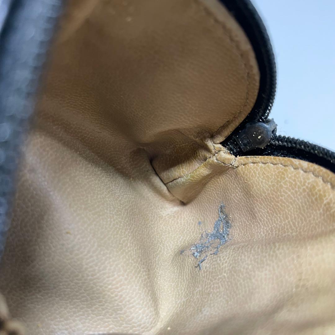 H*A様 CHANEL キャビアスキン　ブラック ケース