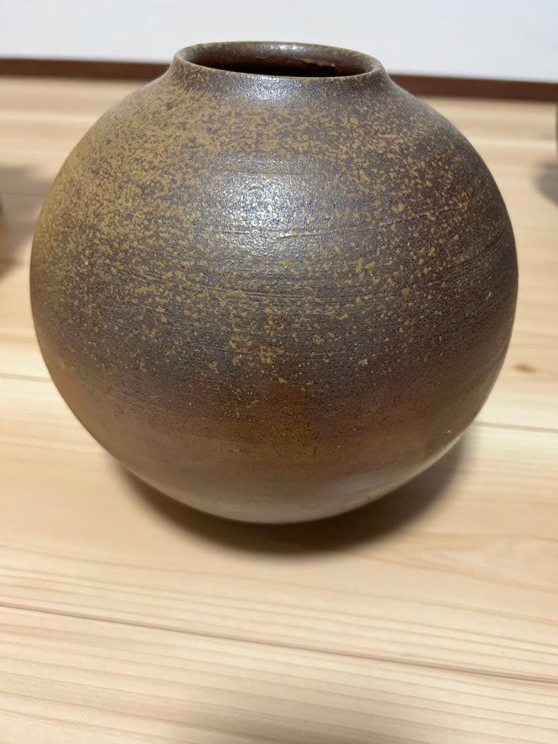 岡山県重要無形文化財【伊勢崎満】造　備前壺　共箱