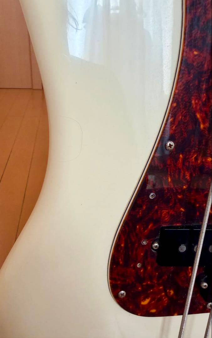 ベース Fender Japan Precision Bass PB62-70US