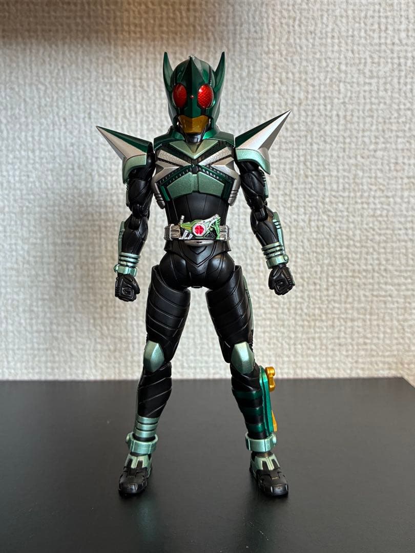 S.H.Figuarts 真骨彫製法　仮面ライダーキックホッパー