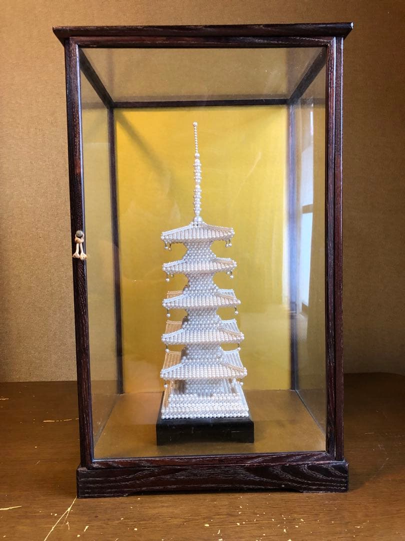 真珠　五重塔　模型　ガラスケース付き