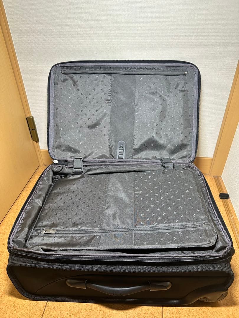 最終値下げ　TUMI スーツケース2輪