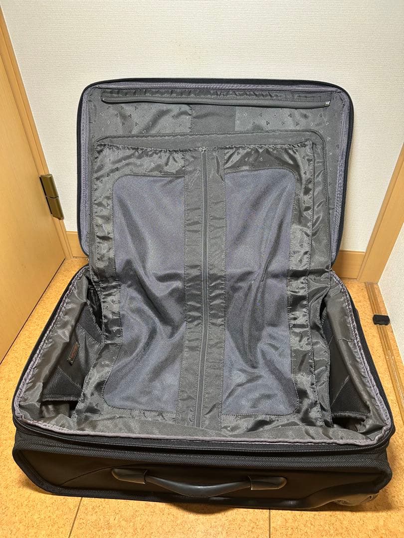 最終値下げ　TUMI スーツケース2輪