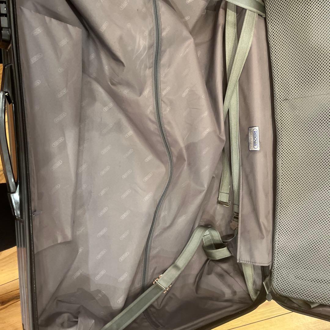 百貨店購入RIMOWAリモアキャリーケース87ℓ4.4キロシルバー