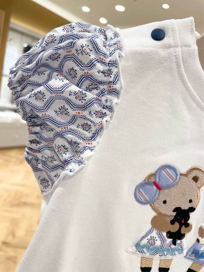 ファミリア　Tシャツ90