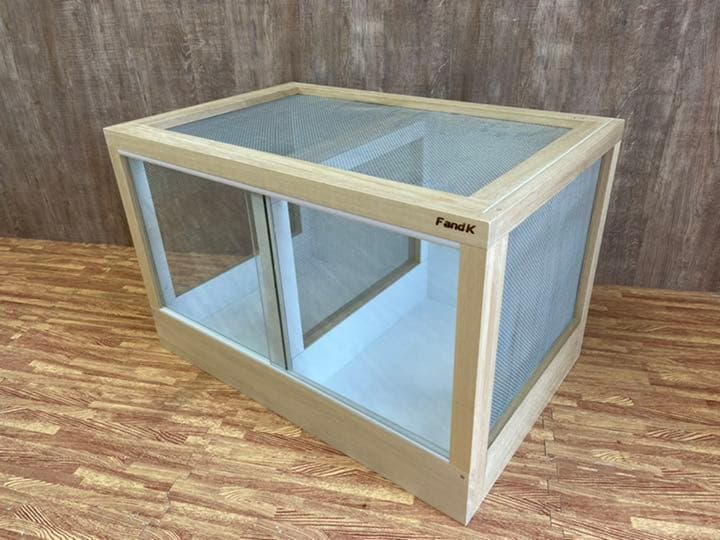 ＦandＫ爬虫類木製ケージ　カメレオン仕様