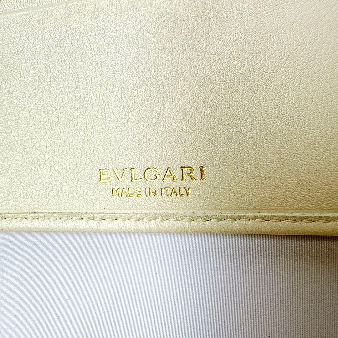 ブルガリ チャンドラ レザー 三つ折り 財布 ウォレット 小銭入れ 札入れ 白
