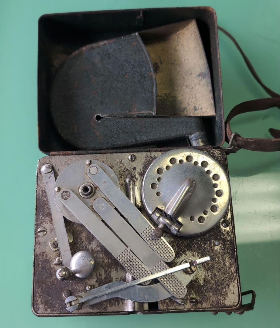 アンティーク機械装置 金属製