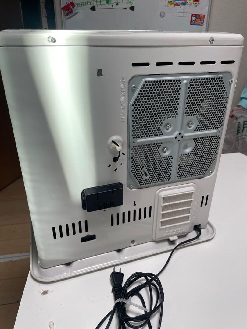 強制通気形開放式石油ストーブ