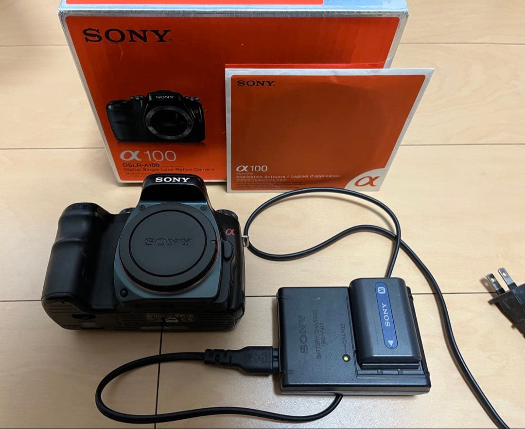 SONY α100 DSLR-A100 デジタル一眼レフカメラ