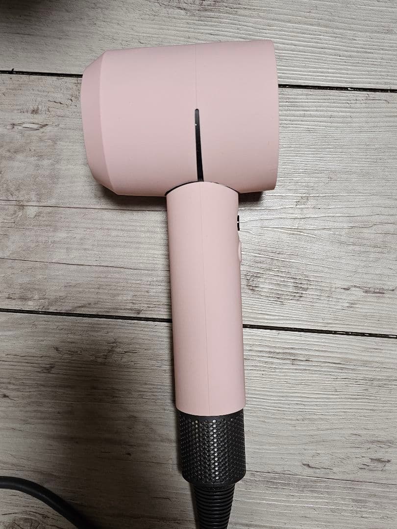 週末限定　新品シリコンカバー付　ダイソン　メンテナンス済み　Dyson hd08