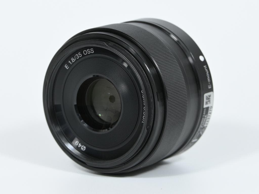 【美品】 ソニー　SONY E 35mm F1.8 OSS SEL35F18