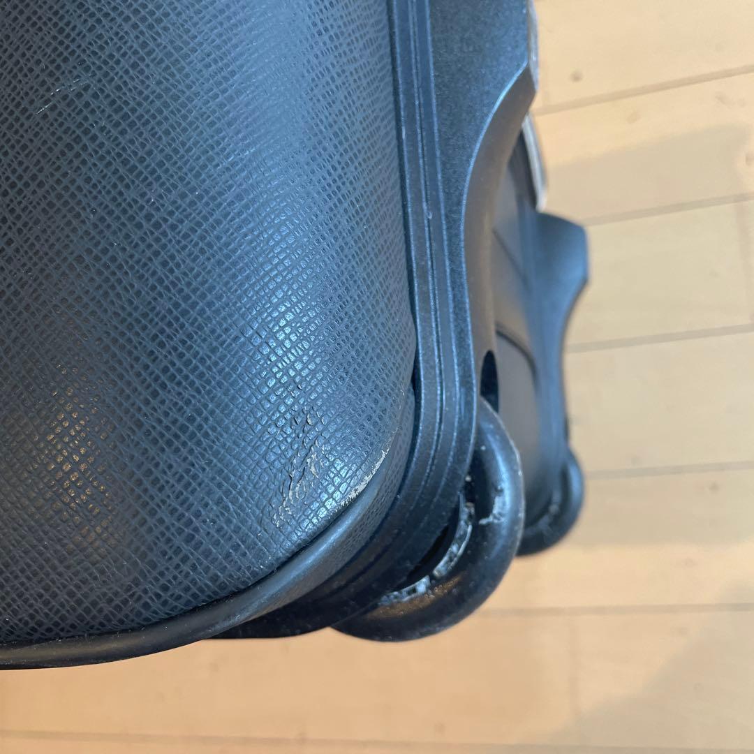 Louis Vuitton ブラックレザー キャリーケース