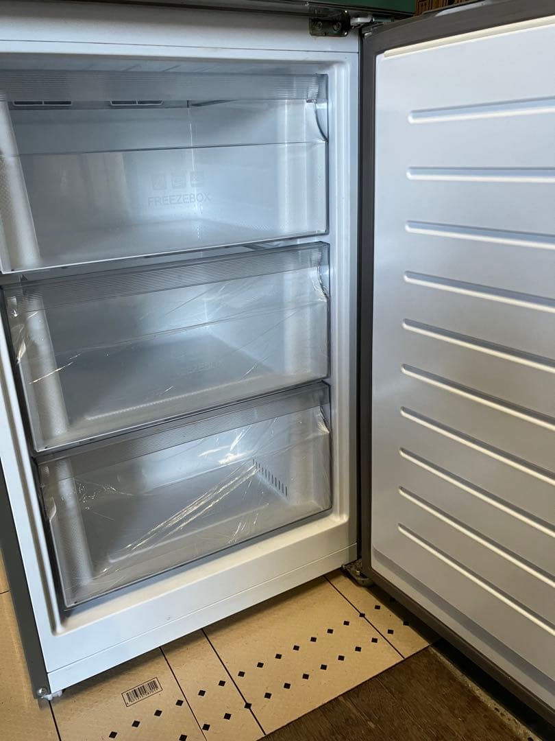 即購入可⭕️Haier／シルバー 2ドア冷蔵庫 270L