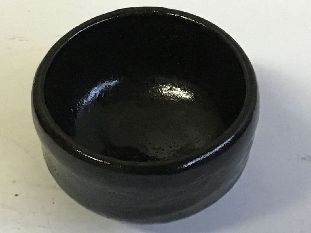 楽茶碗 木箱・布袋付き