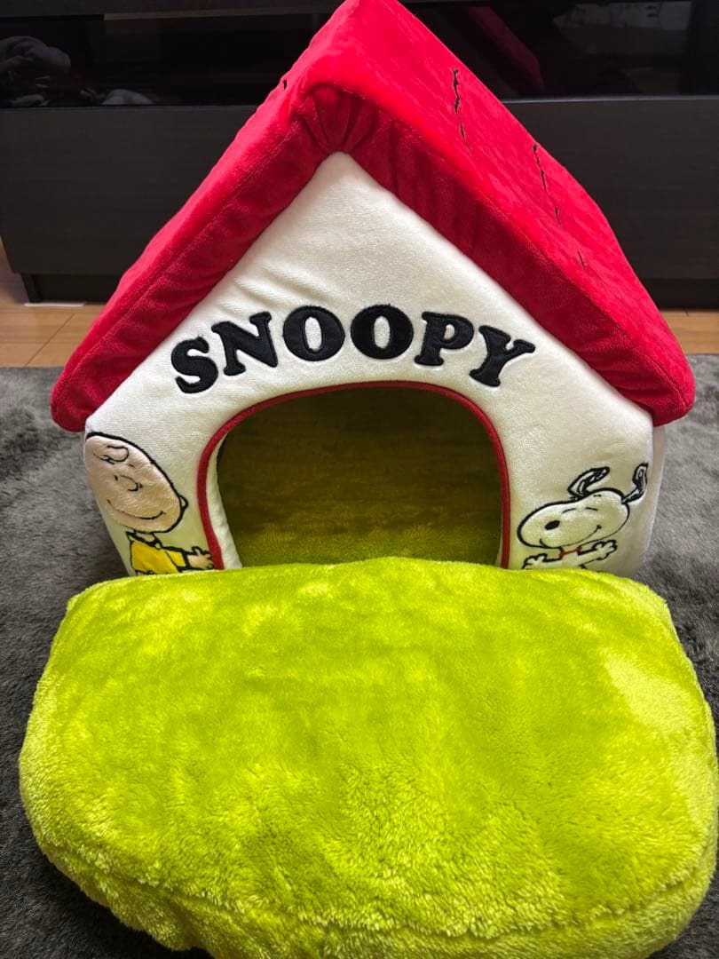 SNOOPY ペットハウス 犬小屋型 赤/緑