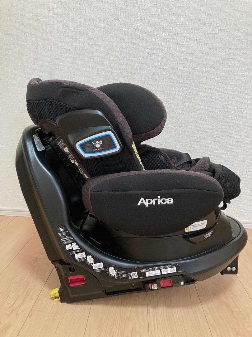 Aprica フラディア グロウ ISOFIX 360°セーフティー　即日発送