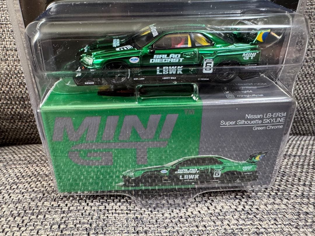 MINIGT 1/64 1016 LBWK ER34ブラジル限定